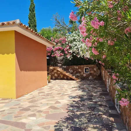 Apartamento Casa Mathilde Lecci Exterior foto
